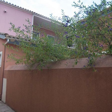 La Casa Rosa Apartment Lefkada City ภายนอก รูปภาพ