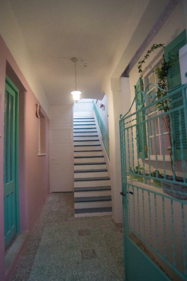 La Casa Rosa Apartment Lefkada City ภายนอก รูปภาพ