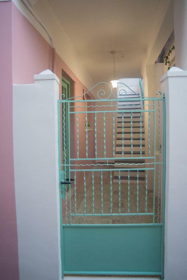 La Casa Rosa Apartment Lefkada City ภายนอก รูปภาพ