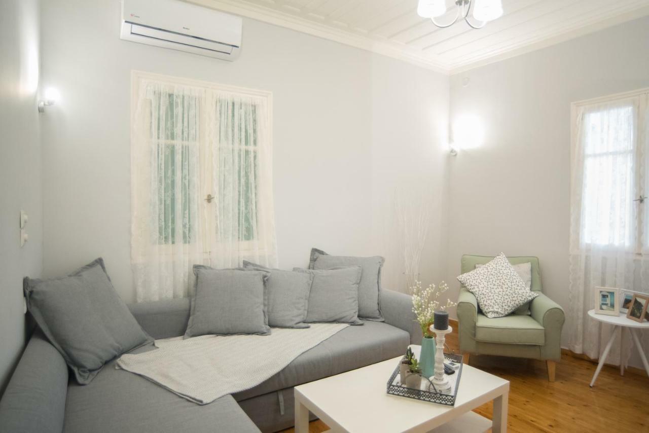 La Casa Rosa Apartment Lefkada City ภายนอก รูปภาพ